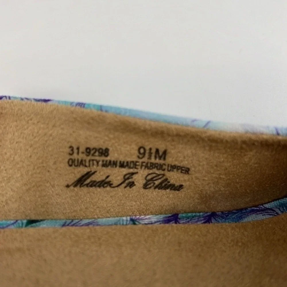 Easy Street‎ Devlin Espadrille Wedge Sandals Blue Purple Tropical Slingback 9.5